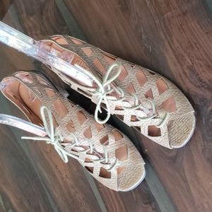 GENTLE SOULS Okey Dokey Heeled Leather Sandals